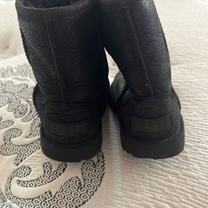 kids uggs worn twice